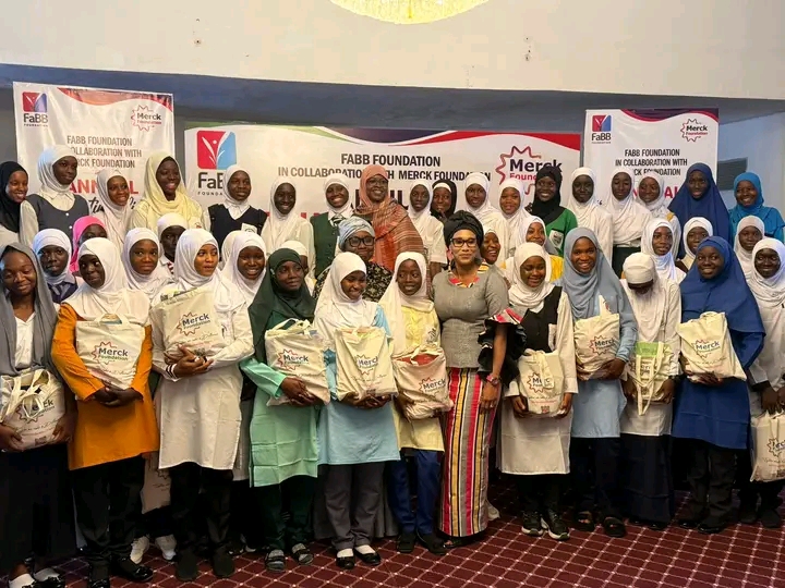 FIRST LADY’S ‘EDUCATING LINDA’ PROGRAM ARMS 40 GIRLS TO BEAT THE ODDS